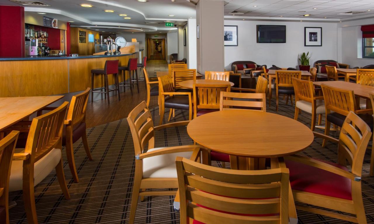 Express East By Ihg Hotel 3*