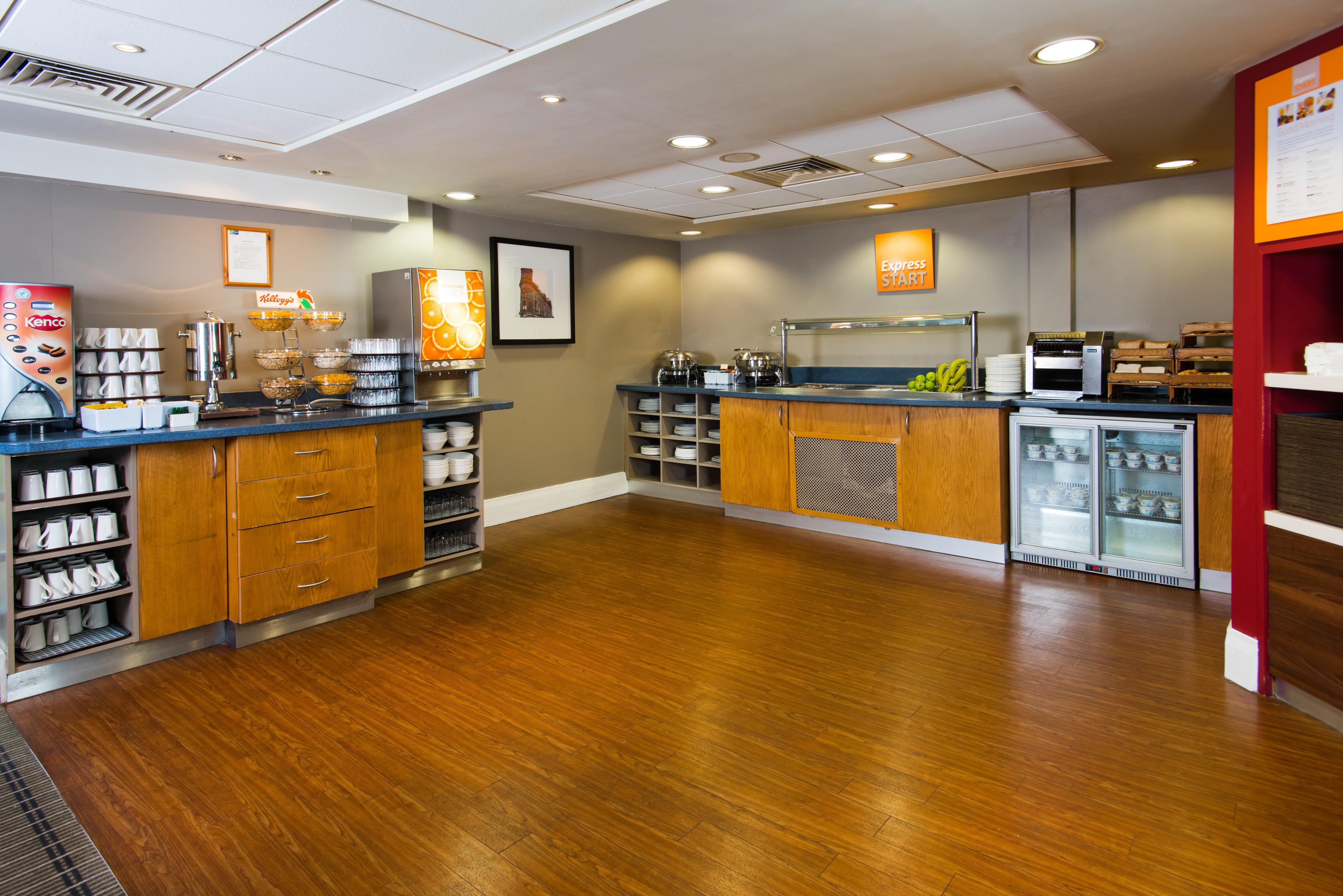 Hotel Express East By Ihg