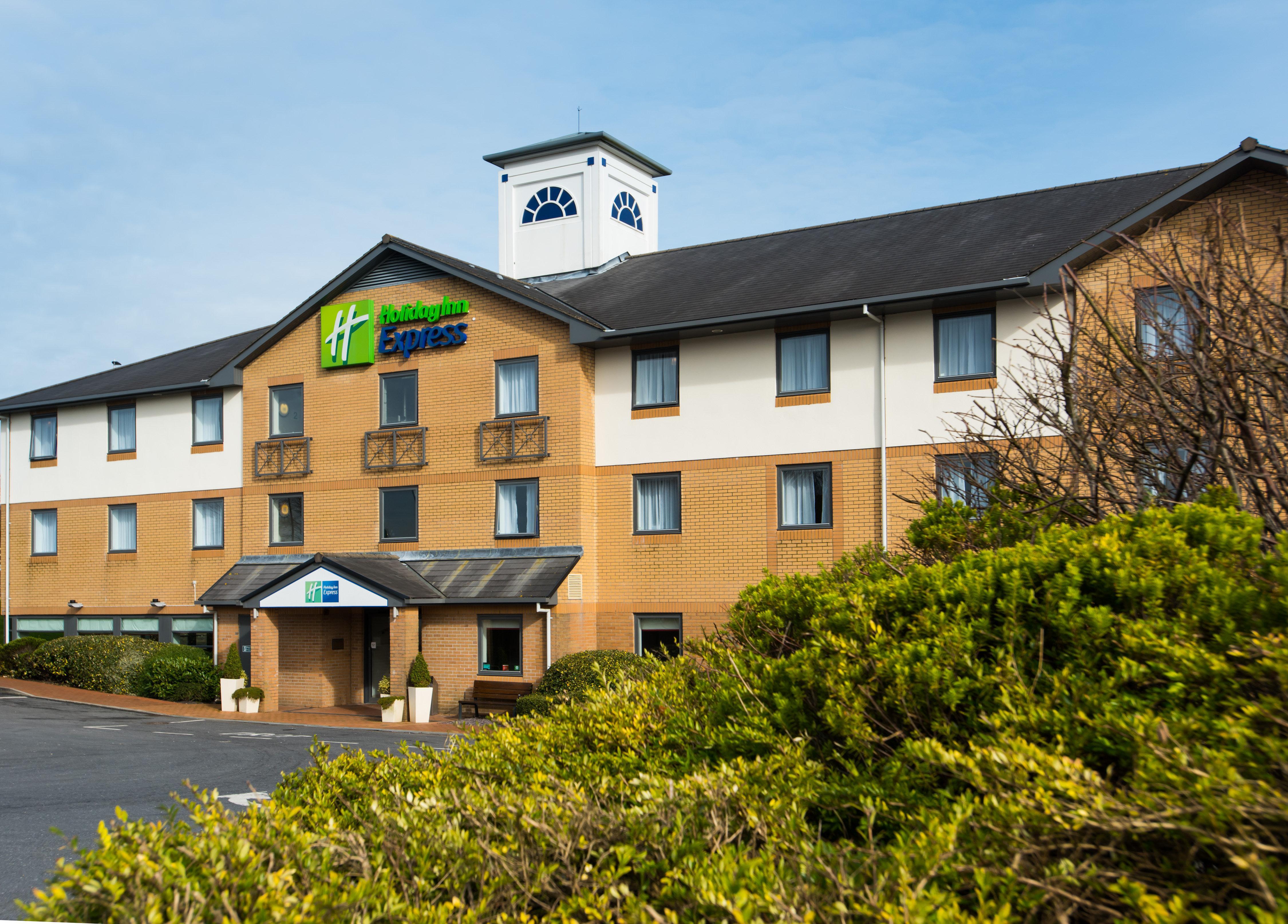 Express East By Ihg 3* Swansea