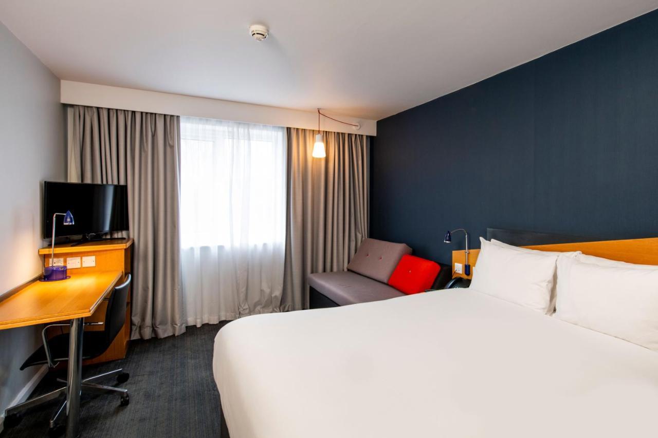 Express East By Ihg Hotel Swansea
