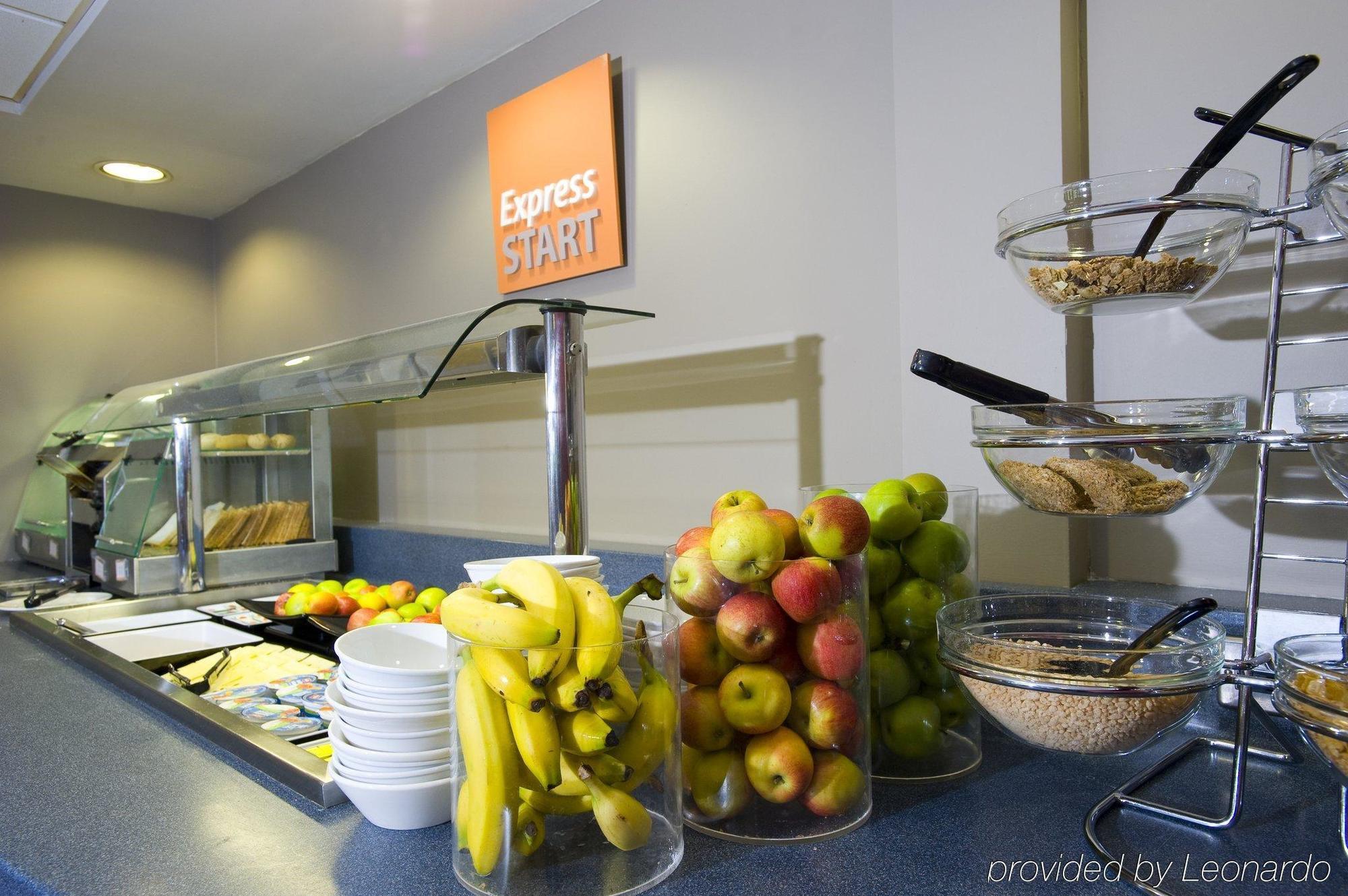 Hotel Express East By Ihg 3*