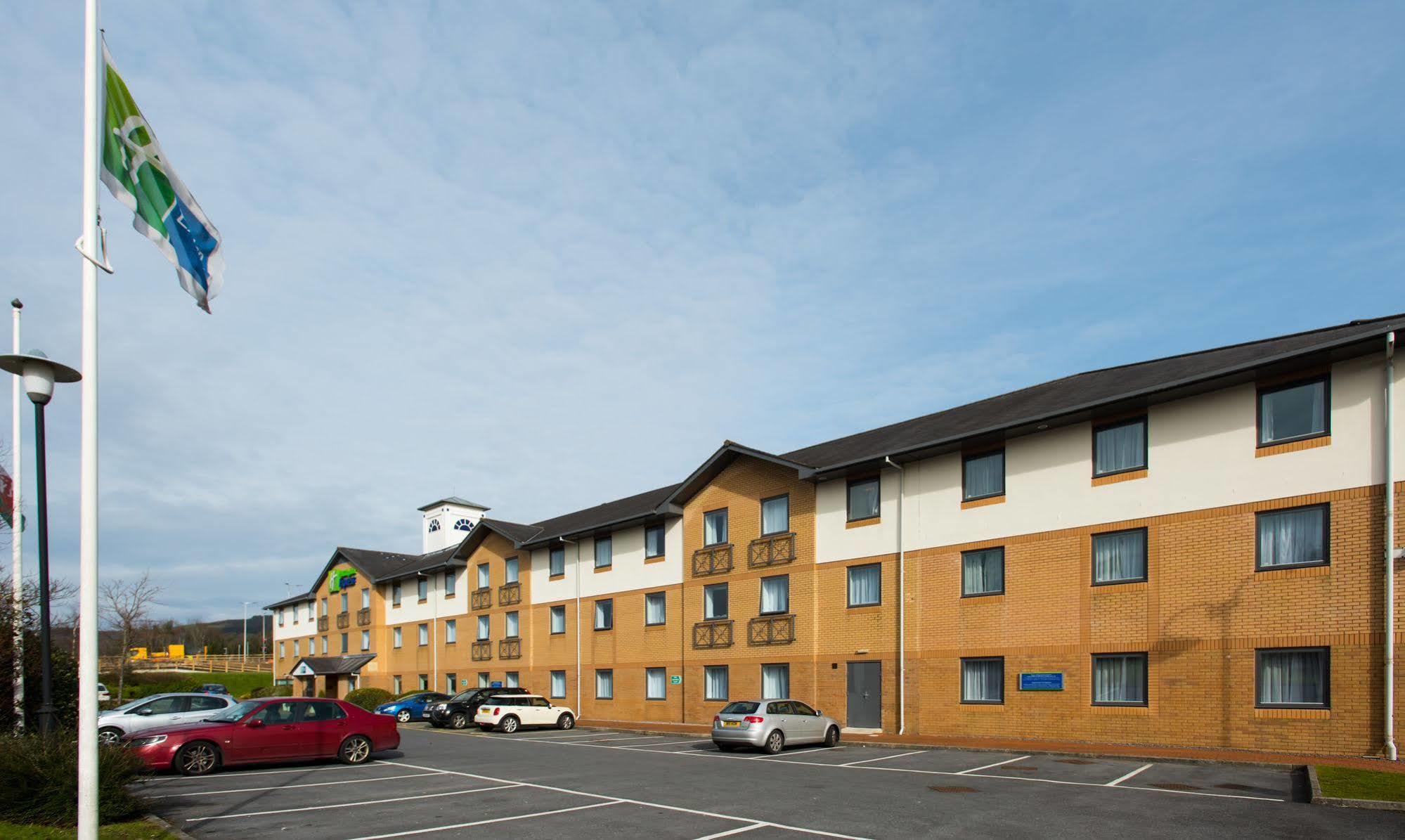 Hotel Express East By Ihg 3*