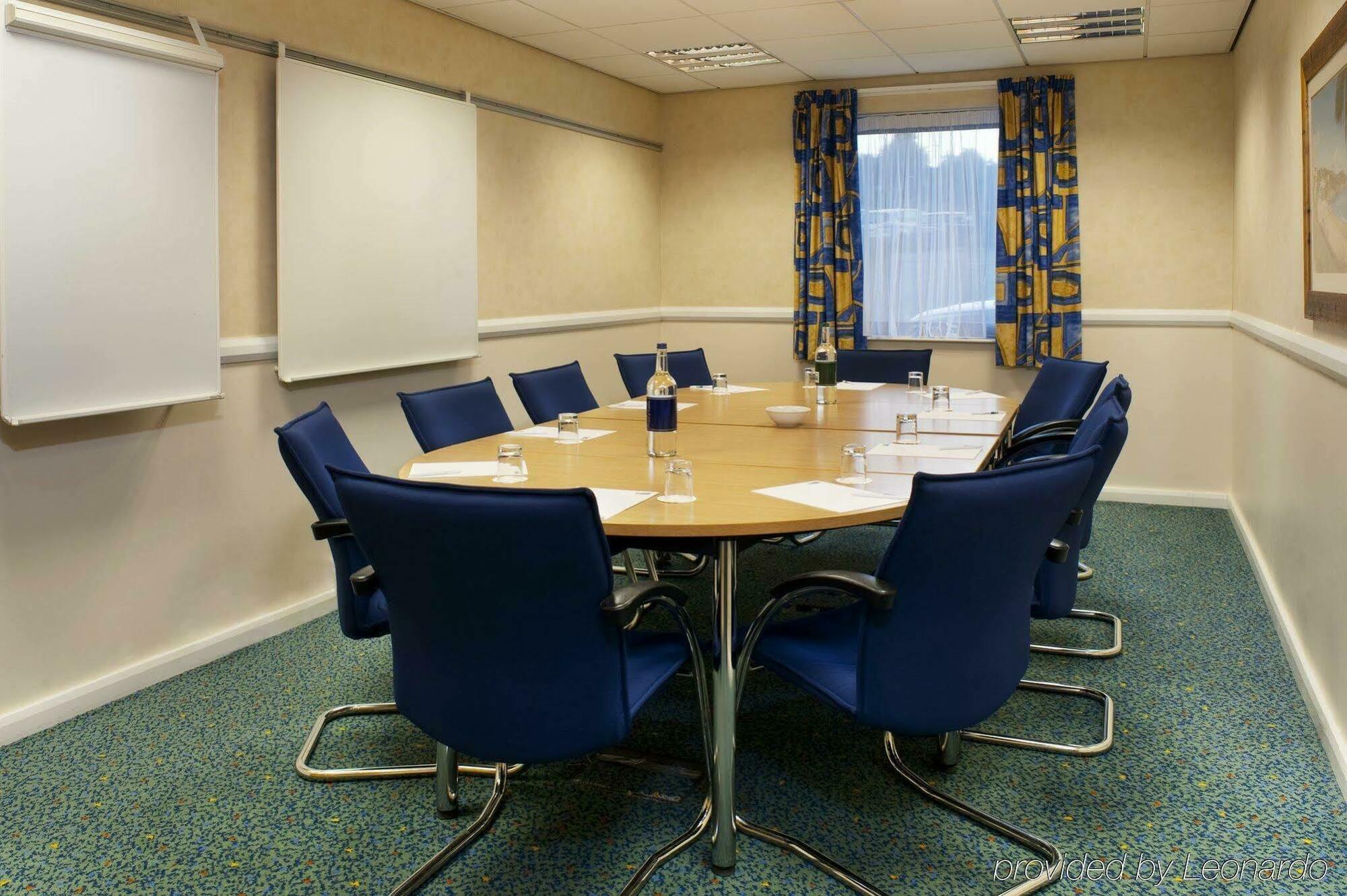 Express East By Ihg Hotel Swansea